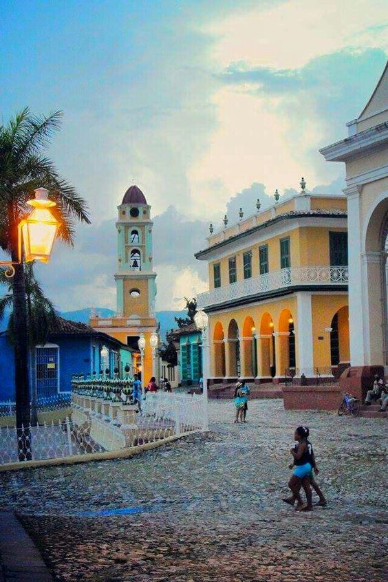 01f64ee08e8d672f825bf2239076b4fc